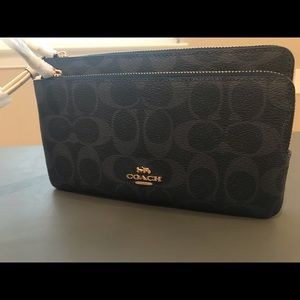 COACH DOUBLE ZIP WALLET IN SIGNATURE CANVAS NWT